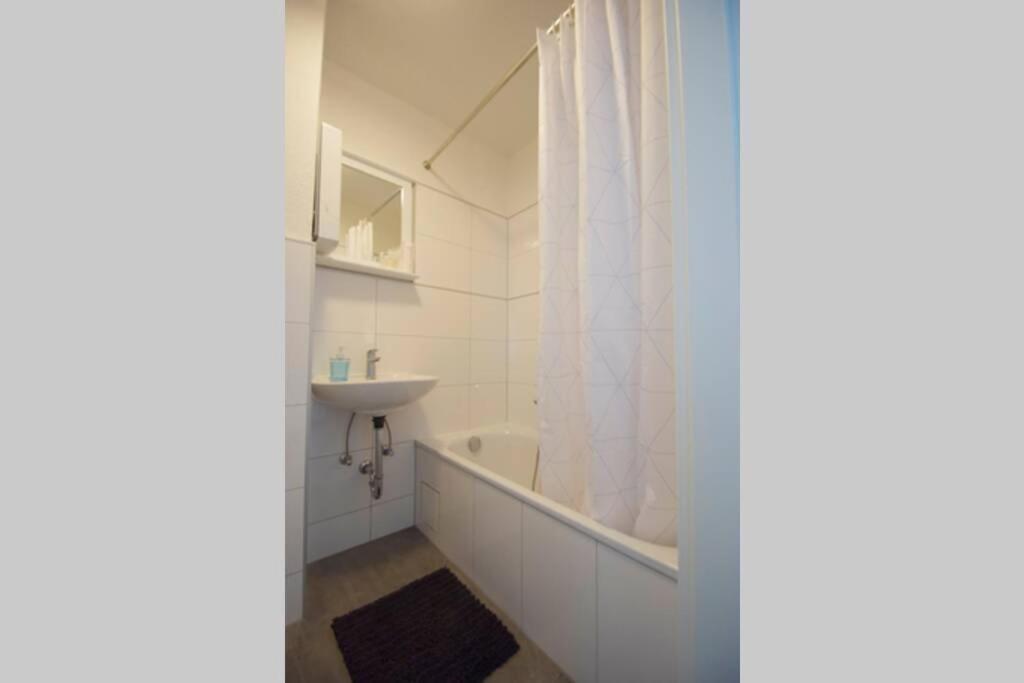 Helle Wohnung In Findorff Bremen Exteriör bild
